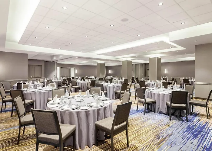 Cambria Hotel Pittsburgh - Downtown