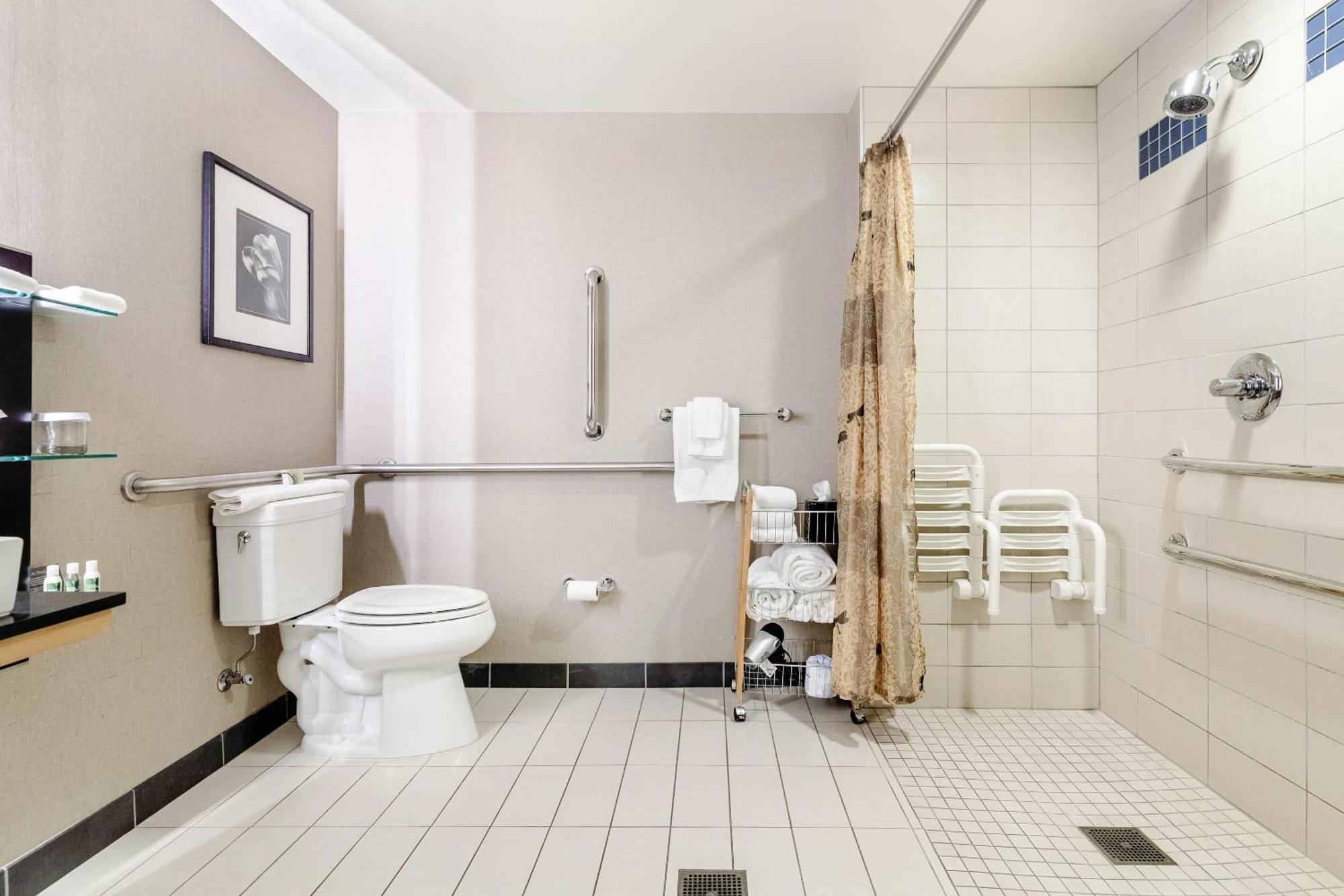 Hotel Cambria - Downtown 4*