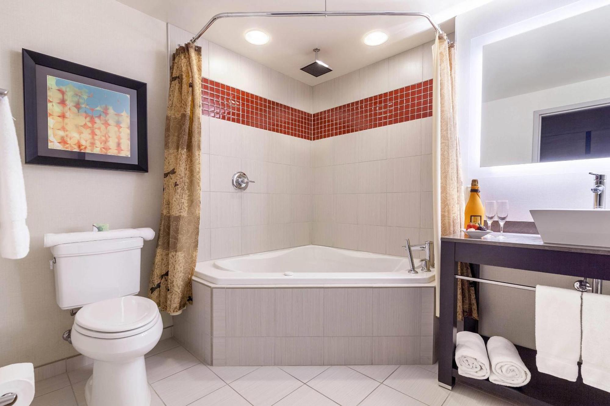 Cambria - Downtown Hotel 4*